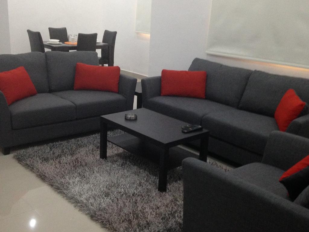 Riviera Apartments Kuwait City Esterno foto