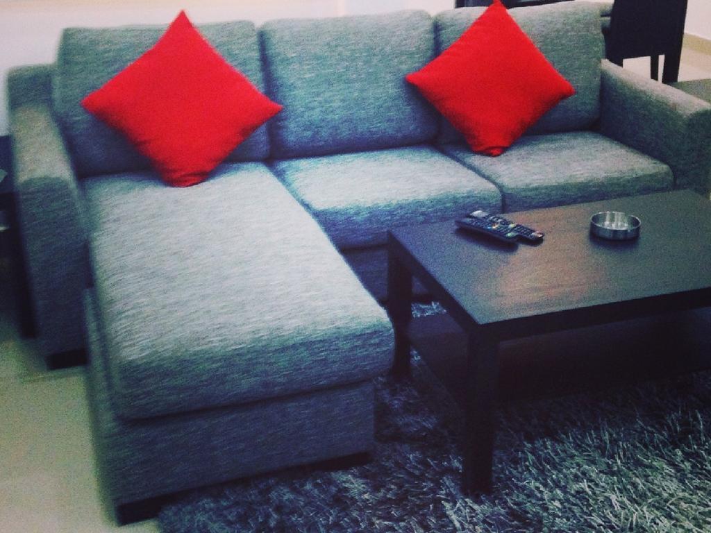 Riviera Apartments Kuwait City Esterno foto