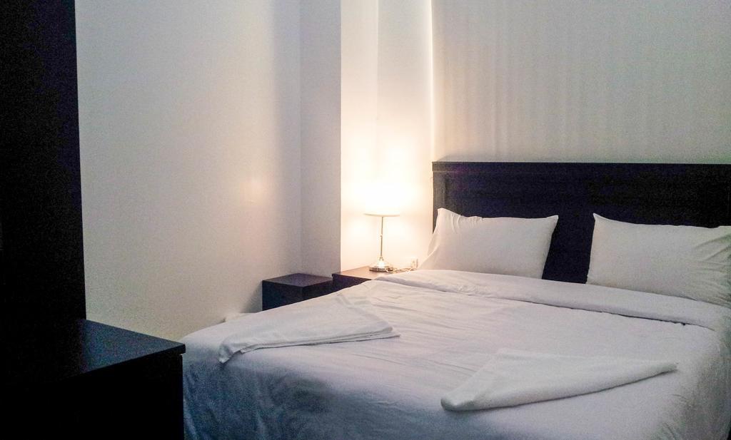Riviera Apartments Kuwait City Esterno foto